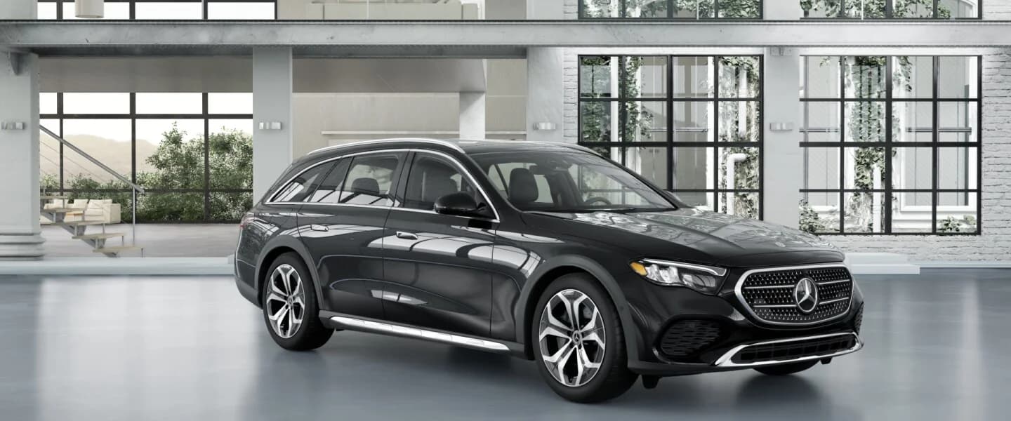 Mercedes 2026 E 450 4MATIC All-Terrain view 4