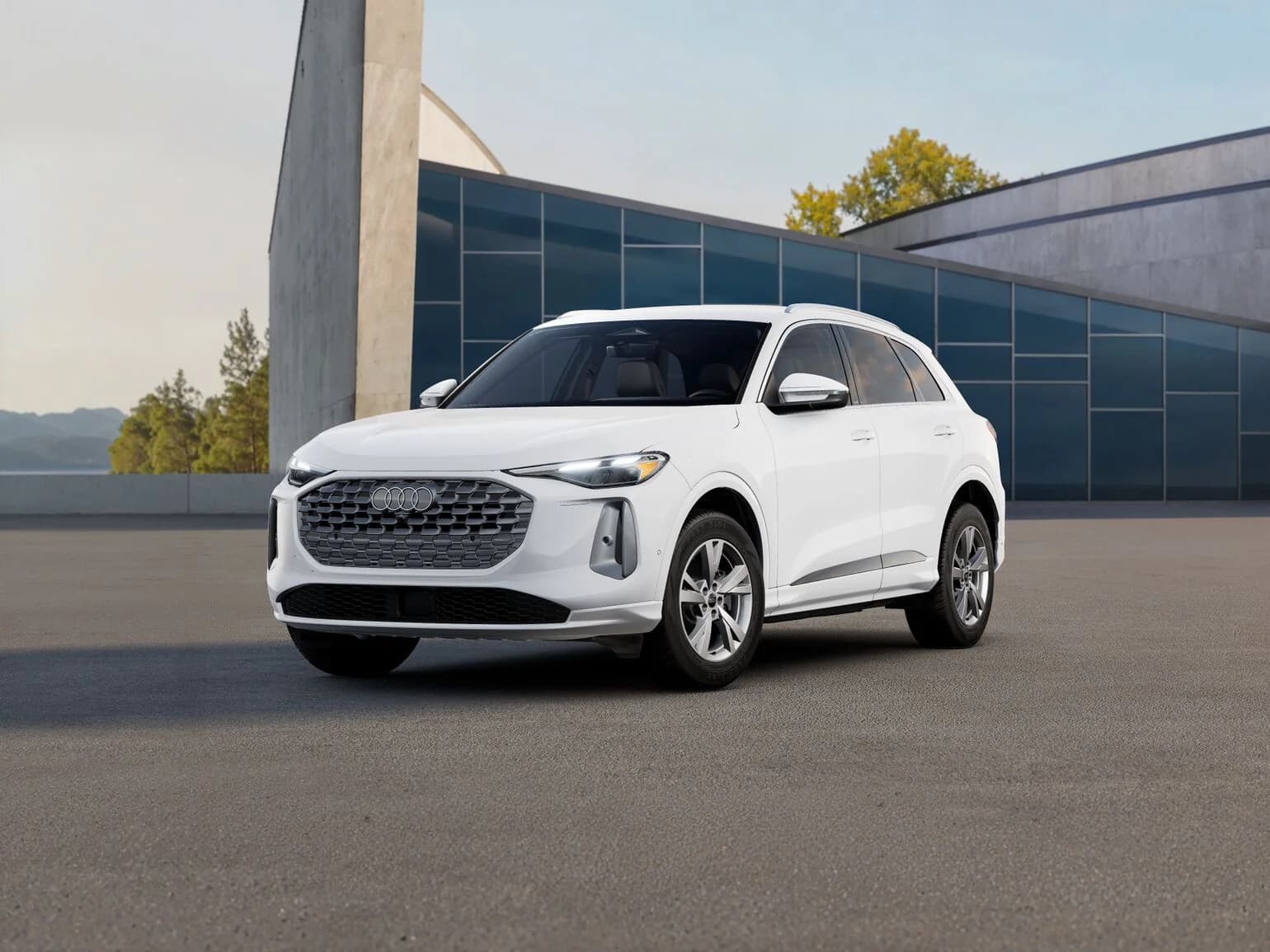 Audi All-new Q5 view 3