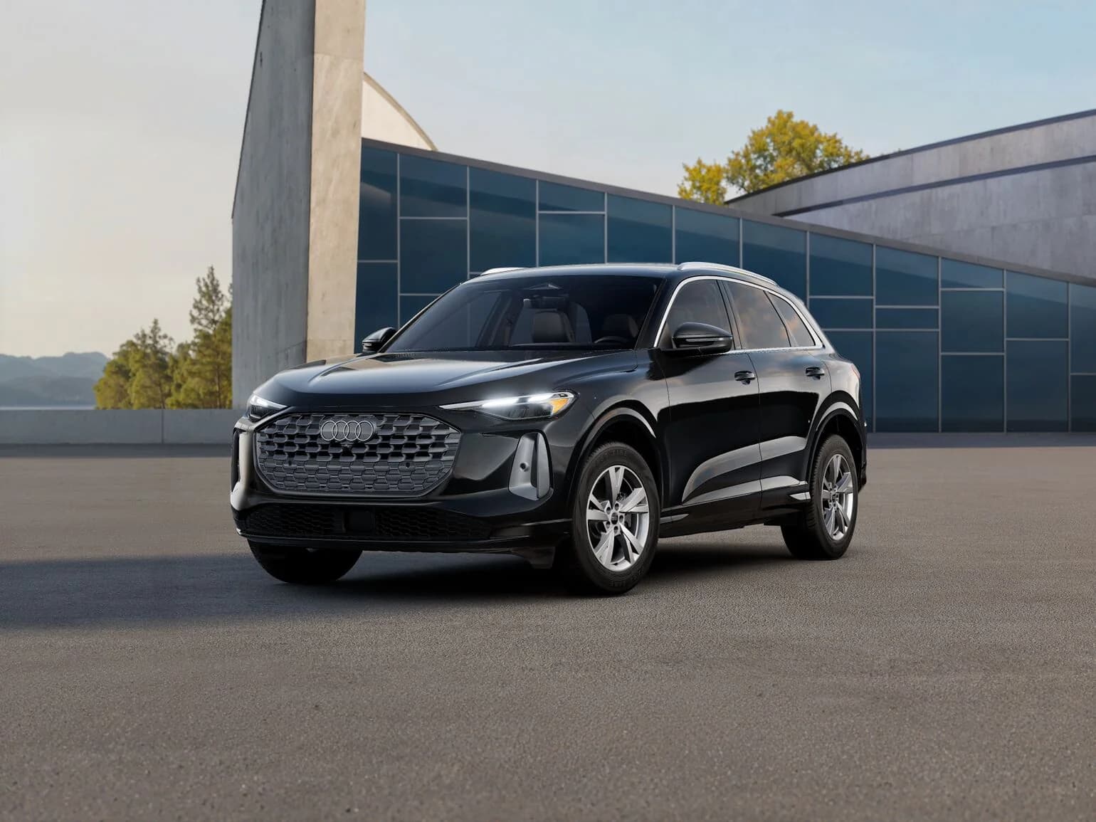 Audi All-new Q5 view 4