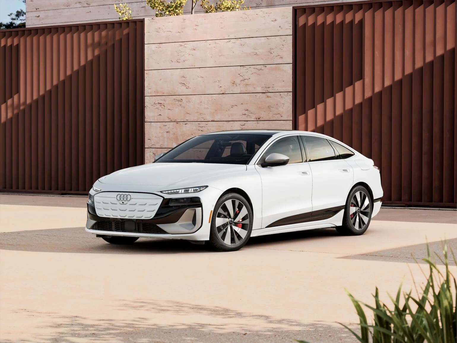 Audi S6 Sportback e-tron view 2